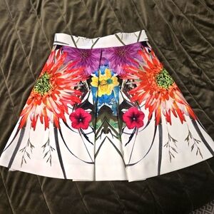 IMPERIAL Floral A-Line Skirt - Multicolor. Size S